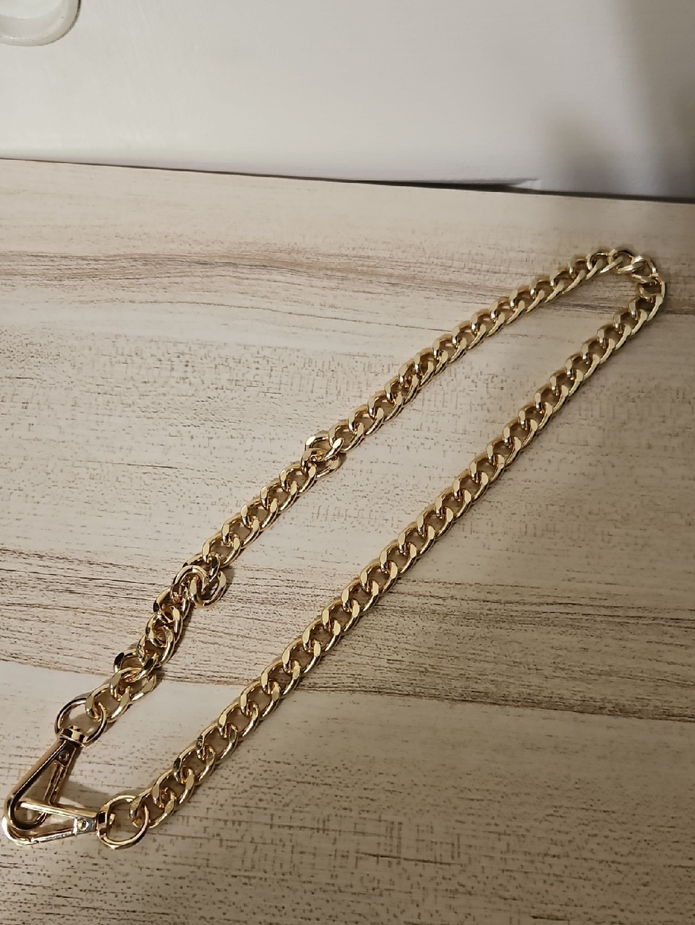 GOLD NWOT Chain Shoulder Strap